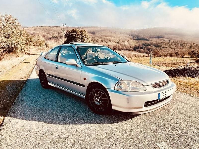 Usado Honda Civic 125 HP (91 kW) 1998 Coupé