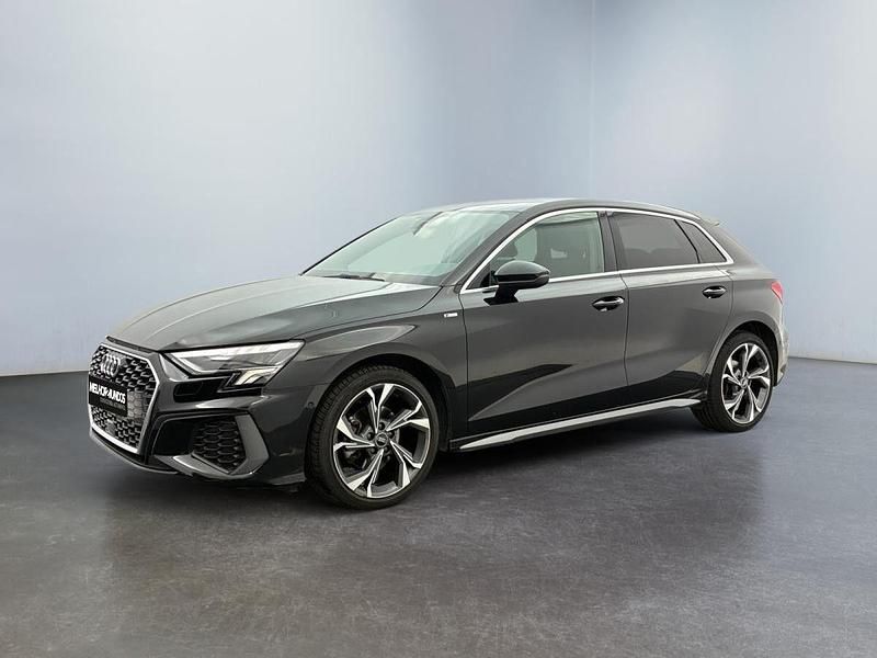 Preto Usado 2021 Audi A3 e-tron S-Line Citadino | € 32.500 - Imagem 1/4