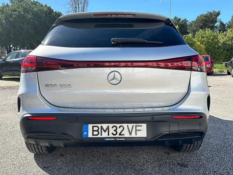 Usado Mercedes EQA250 AMG line 139 kW (190 HP) 2022 Cinza SUV