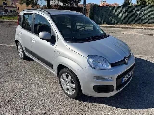 Cinzento Usado 2013 Fiat Panda Active Citadino | € 6.200 (Preço elevado) - Imagem 1/4