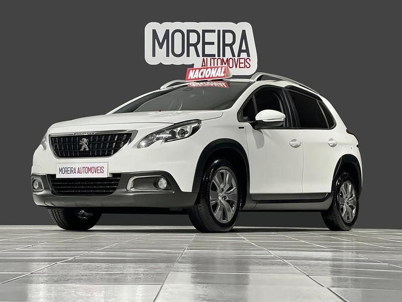 Branco Usado 2017 Peugeot 2008 Style SUV | € 12.499 (Preço justo) - Imagem 1/4