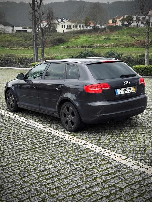 Usado Audi A3 105 HP (77 kW) 2010 Preto Citadino