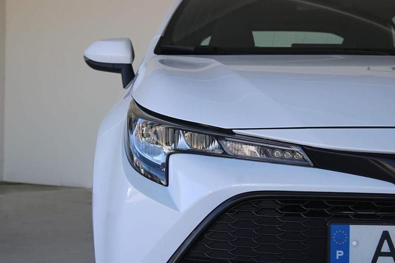 Usado Toyota Corolla Comfort 122 HP (89 kW) 2021 Branco