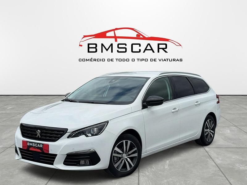 Branco Usado 2021 Peugeot 308 Allure Carrinha | € 18.500 (Preço justo) - Imagem 1/4