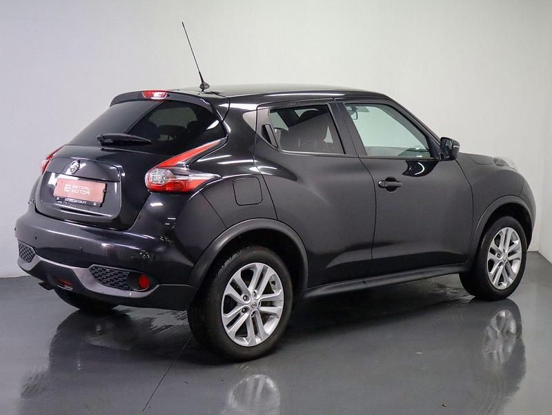 Usado Nissan Juke Acenta Connect 110 HP (80 kW) 2018 Preto SUV