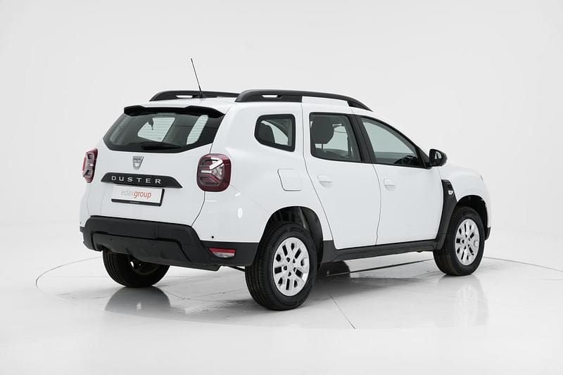 Usado Dacia Duster Comfort 115 HP (84 kW) 2021 Branco SUV
