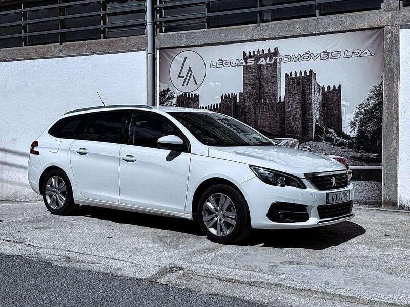 Branco Usado 2018 Peugeot 308 Carrinha | € 8.980 (Super Preço) - Imagem 1/4