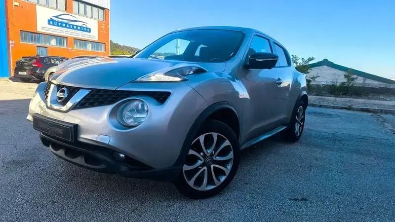 Cinzento Usado 2015 Nissan Juke 360º SUV | € 11.900 (Preço justo) - Imagem 1/4