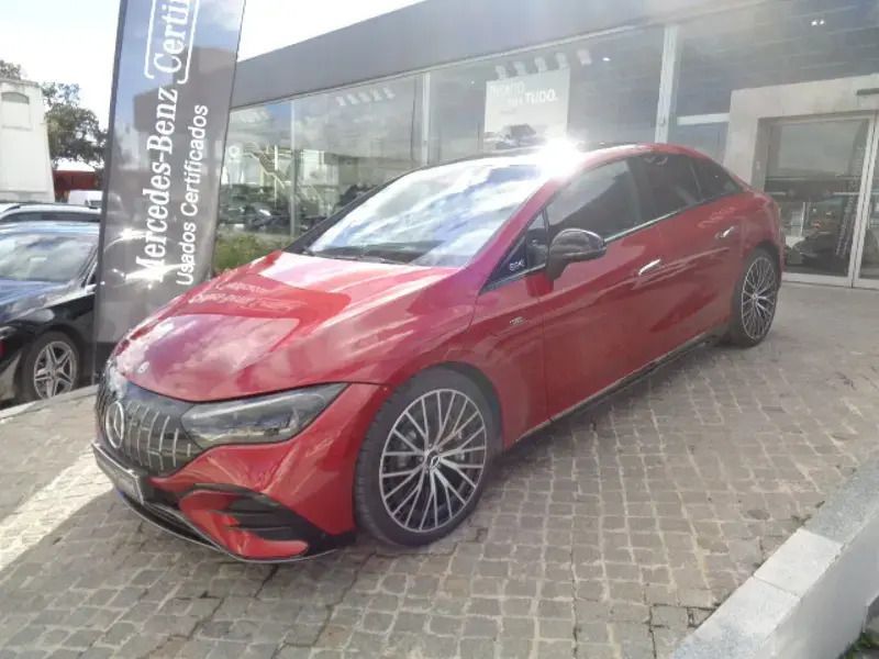 Vermelho Usado 2022 Mercedes EQE AMG 43 AMG | € 98.900 - Imagem 1/4