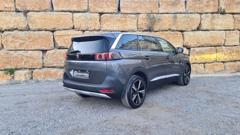 Usado Peugeot 5008 Active 130 HP (95 kW) 2021 Cinza Monovolume