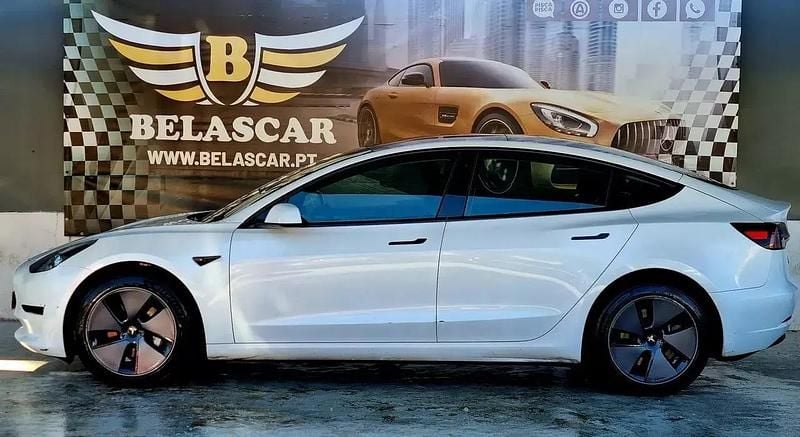 Usado Tesla Model 3 Standard Range Plus 208 kW (283 HP) 2023 Branco Sedan