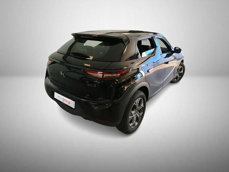 Usado DS Automobiles DS3 Crossback Be Chic 102 HP (75 kW) 2022 Preto SUV