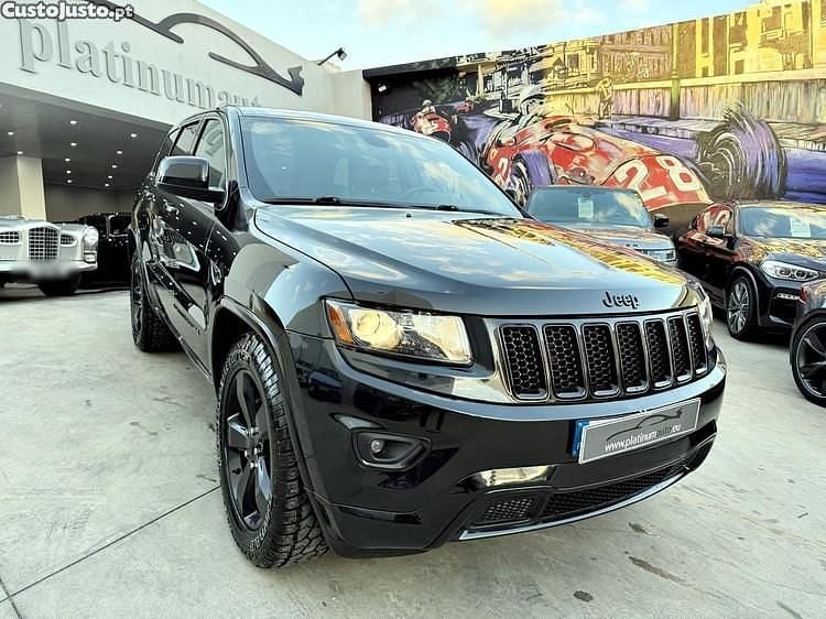 Preto Usado 2014 Jeep Grand Cherokee SUV | € 36.950 - Imagem 1/1