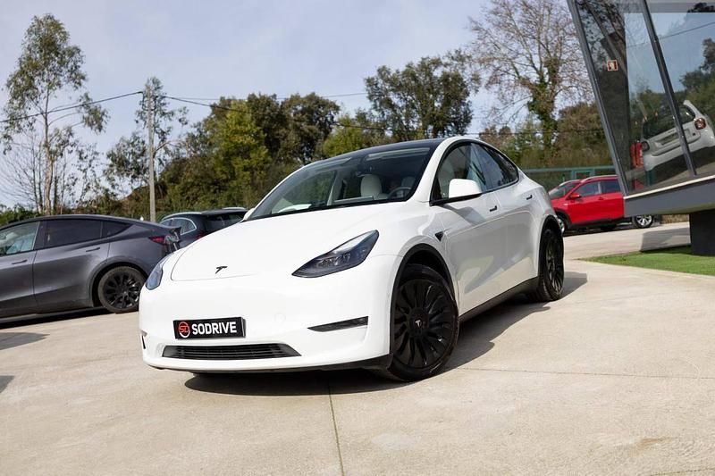 Usado Tesla Model Y 378 kW (514 HP) 2021 Branco SUV