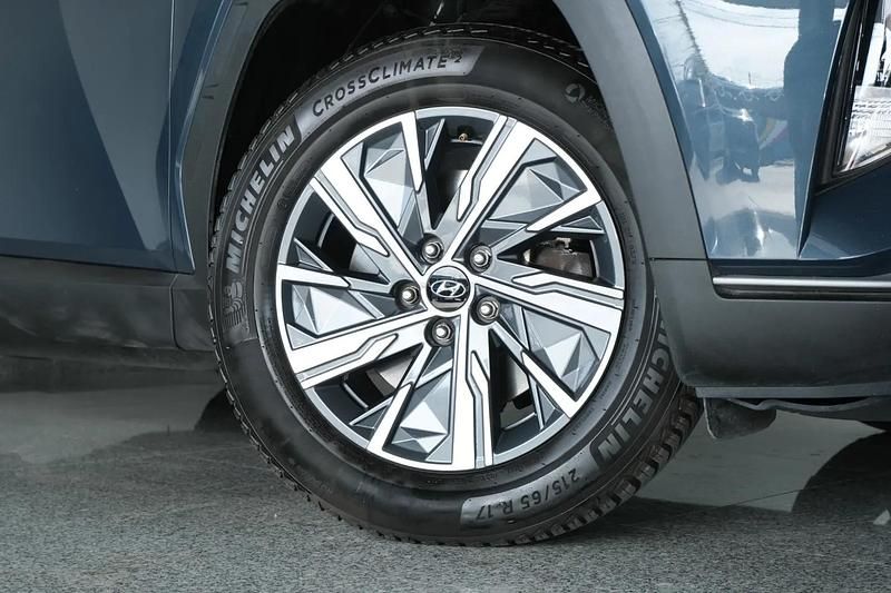 Usado Hyundai Tucson 135 HP (99 kW) 2021 Cinzento SUV