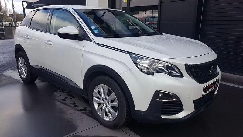 Branco Usado 2017 Peugeot 3008 Active SUV | € 18.750 (Preço elevado) - Imagem 1/4