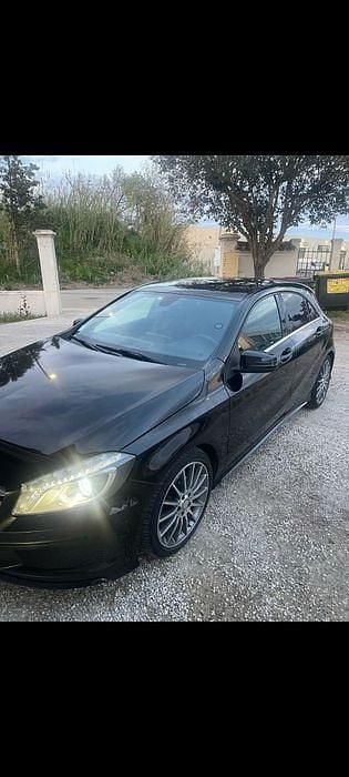Usado 2014 Mercedes A180 AMG Sedan | € 16.900 (Preço justo) - Imagem 1/4