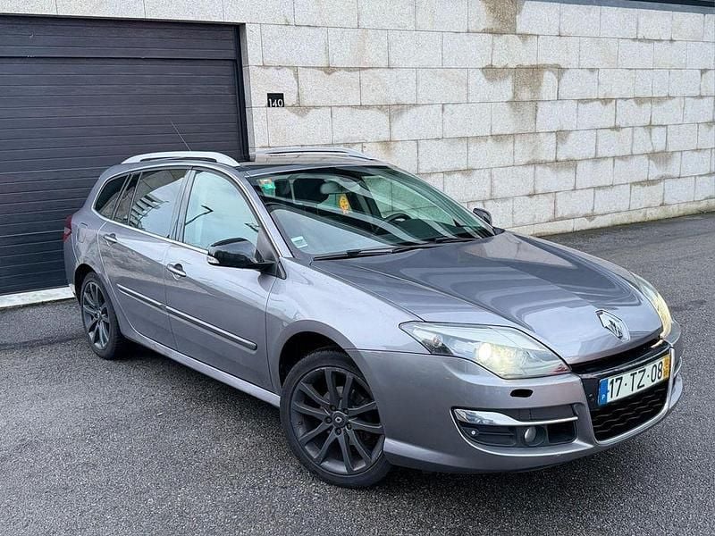 Usado 2012 Renault Laguna III SE Carrinha | € 5.290 (Bom preço) - Imagem 1/4