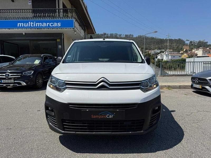 Branco Usado 2020 Citroën Berlingo Live Monovolume | € 14.990 (Preço justo) - Imagem 1/2
