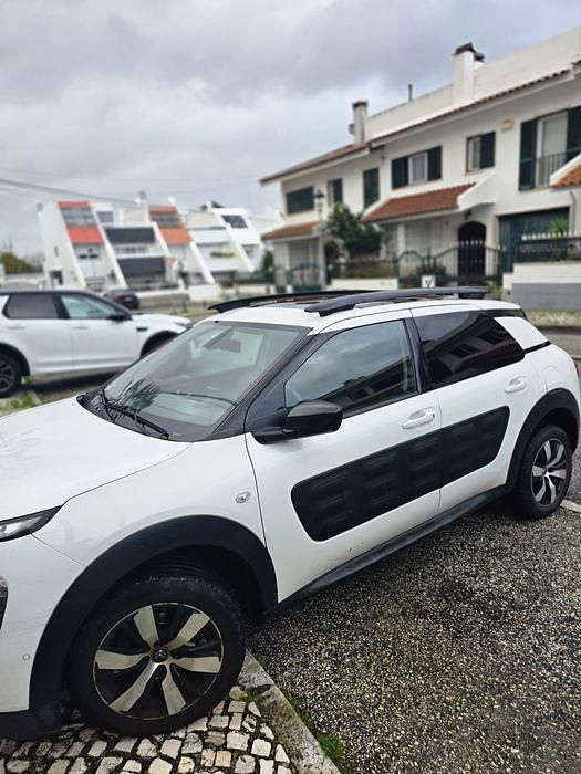 Usado Citroën C4 Cactus 100 HP (73 kW) 2017 Citadino