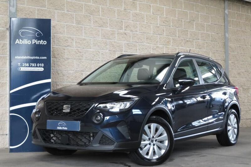 Azul Usado 2022 Seat Arona Style SUV | € 15.900 (Preço justo) - Imagem 1/4