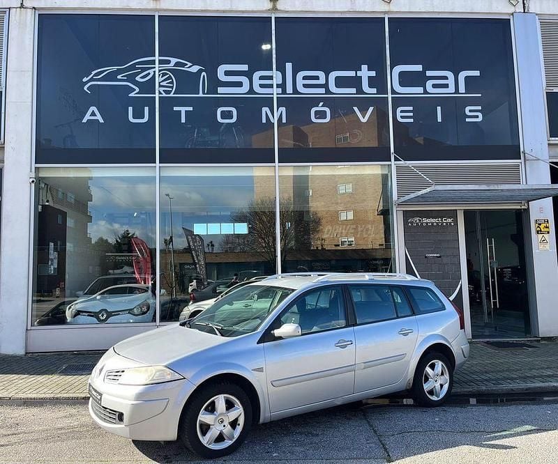 Usado Renault Mégane GrandTour Extreme 105 HP (77 kW) 2008 Cinza Carrinha