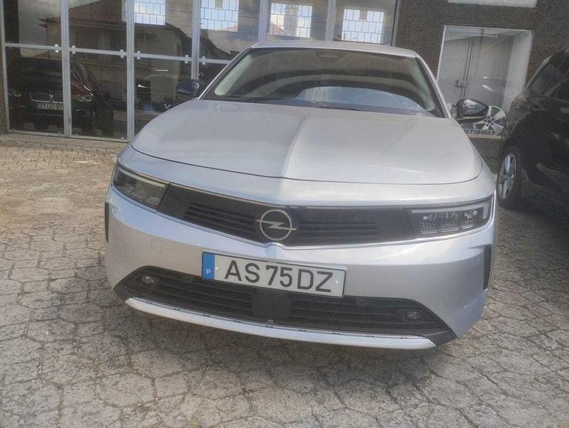 Usado 2022 Opel Astra Sedan | € 18.500 (Preço justo) - Imagem 1/4