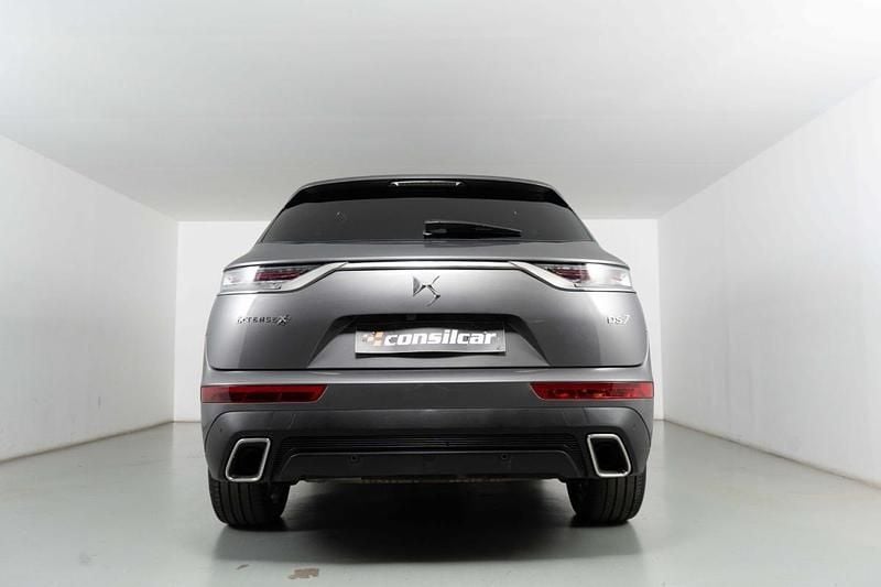Usado DS Automobiles DS7 Crossback Grand Chic 300 HP (220 kW) 2021 Cinza SUV