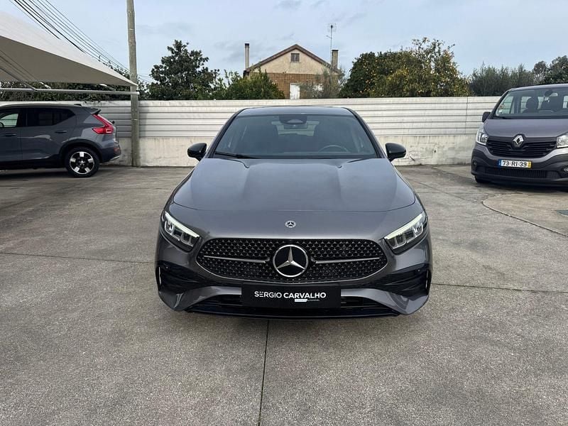 Usado Mercedes A200 AMG line 163 HP (119 kW) 2023 Cinza Sedan