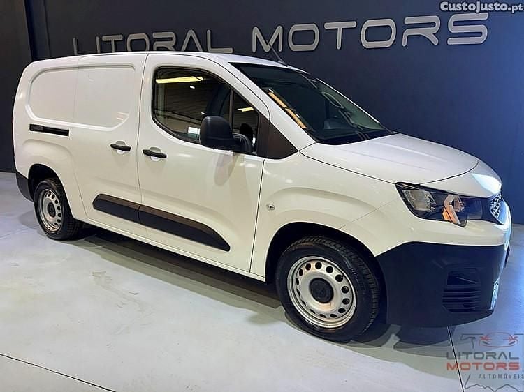 Branco Usado 2021 Peugeot Partner Premium Monovolume | € 12.900 (Super Preço) - Imagem 1/1