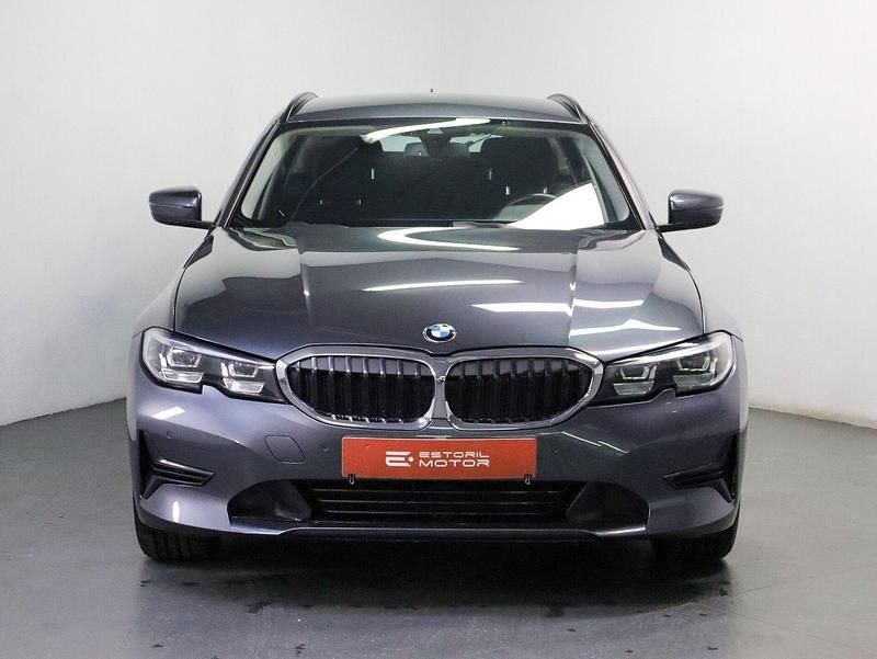 Usado BMW 318 150 HP (110 kW) 2022 Cinza Carrinha