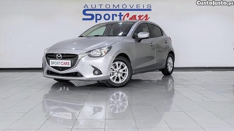 Cinza Usado 2017 Mazda 2 Evolve | € 12.250 (Preço justo) - Imagem 1/1