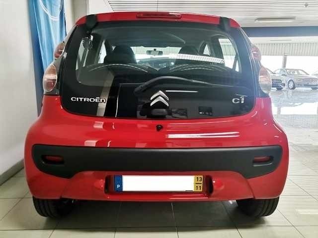 Usado Citroën C1 68 HP (50 kW) 2013 Vermelho Citadino