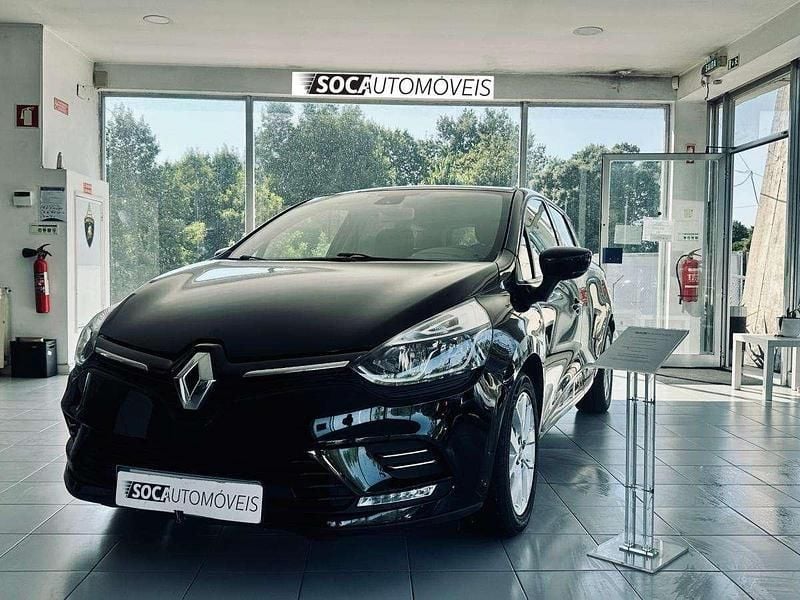 Preto Usado 2019 Renault Clio IV Carrinha | € 11.390 (Preço justo) - Imagem 1/4