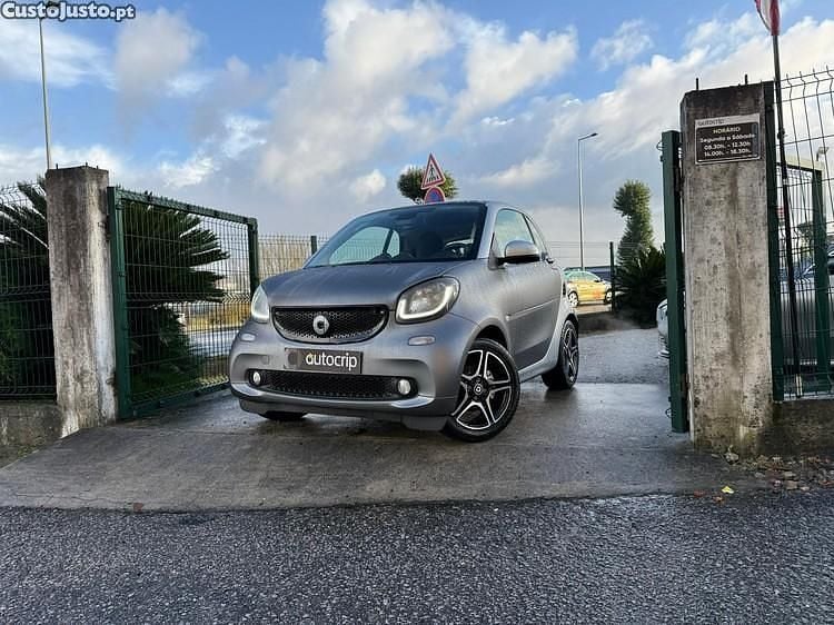 Cinza Usado 2016 Smart ForTwo Coupé Prime Coupé | € 12.560 (Preço justo) - Imagem 1/1