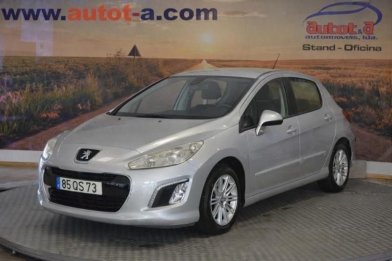Usado Peugeot 308 Active 92 HP (67 kW) 2012 Cinza