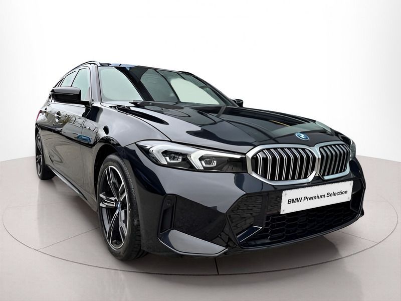 Usado BMW 320e Shadowline 204 HP (150 kW) 2024 Preto Carrinha