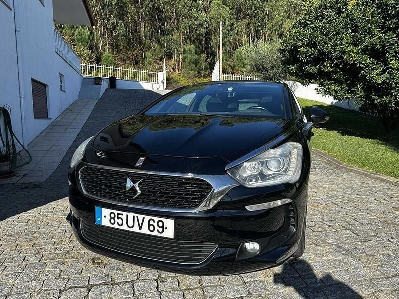 Usado 2018 DS Automobiles DS5 So Chic Citadino | € 15.299 (Preço justo) - Imagem 1/4