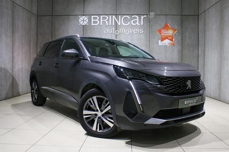 Cinza Usado 2023 Peugeot 5008 Allure Monovolume | € 23.890 (Bom preço) - Imagem 1/4