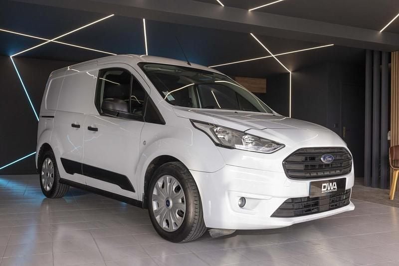 Usado Ford Transit Connect 101 HP (74 kW) 2019 Branco Monovolume