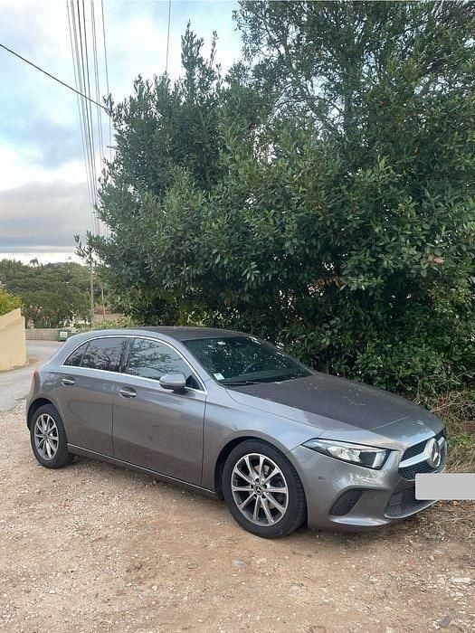 Usado 2019 Mercedes A180 Progressive | € 23.900 - Imagem 1/4