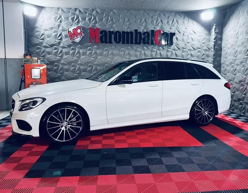 Usado Mercedes C300 AMG line 231 HP (169 kW) 2016 Branco Carrinha