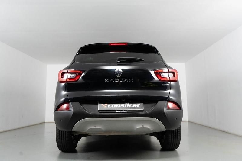 Usado Renault Kadjar 110 HP (80 kW) 2017 Preto SUV