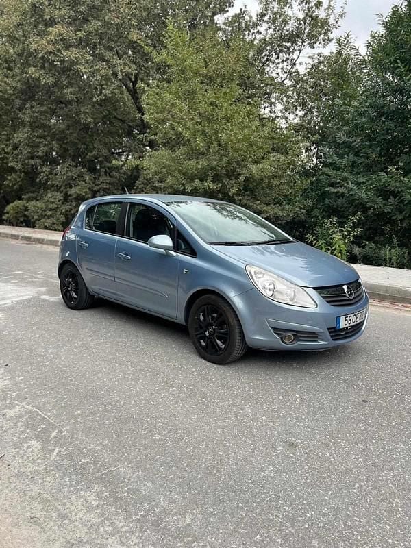 Usado Opel Corsa Cosmo 80 HP (58 kW) 2006 Azul Citadino