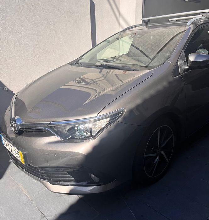 Usado 2017 Toyota Auris Active Sedan | € 14.490 (Preço justo) - Imagem 1/4