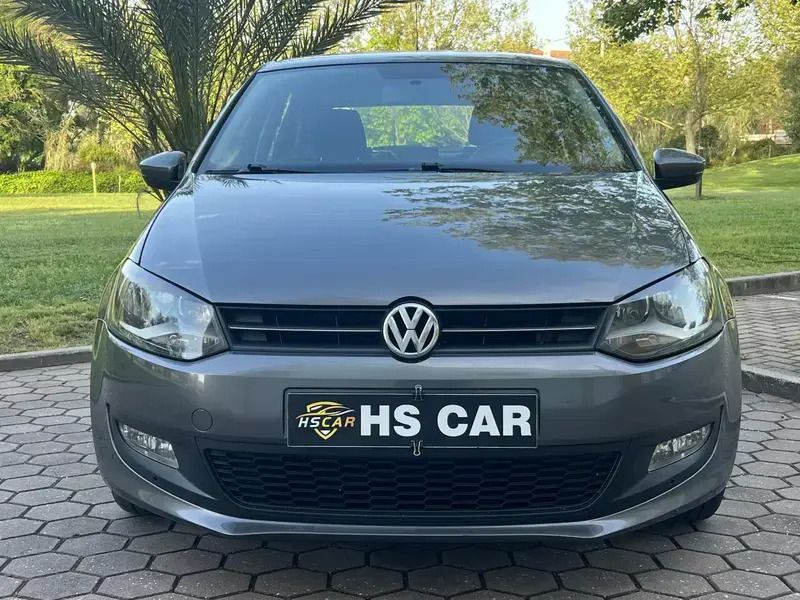 Usado VW Polo Trendline 90 HP (66 kW) 2011 Cinza escuro Citadino