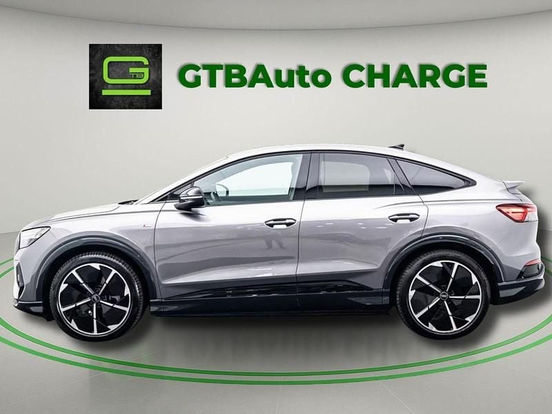 Cinza Usado 2024 Audi Q4 e-tron S-Line SUV | € 56.900 - Imagem 1/4
