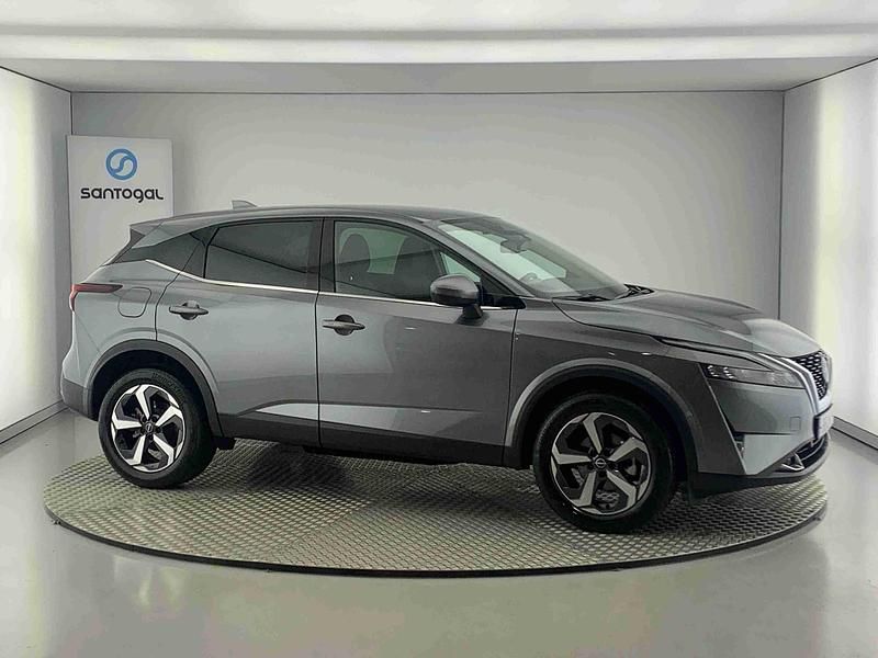 Cinzento Usado 2023 Nissan Qashqai N-Connecta SUV | € 28.490 (Preço justo) - Imagem 1/4
