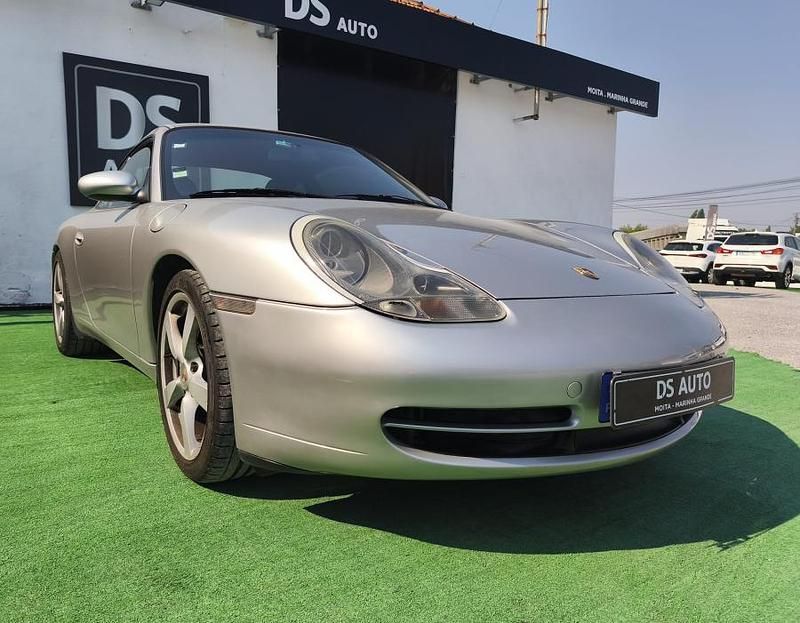 Cinzento Usado 1999 Porsche 911 | € 49.490 - Imagem 1/4