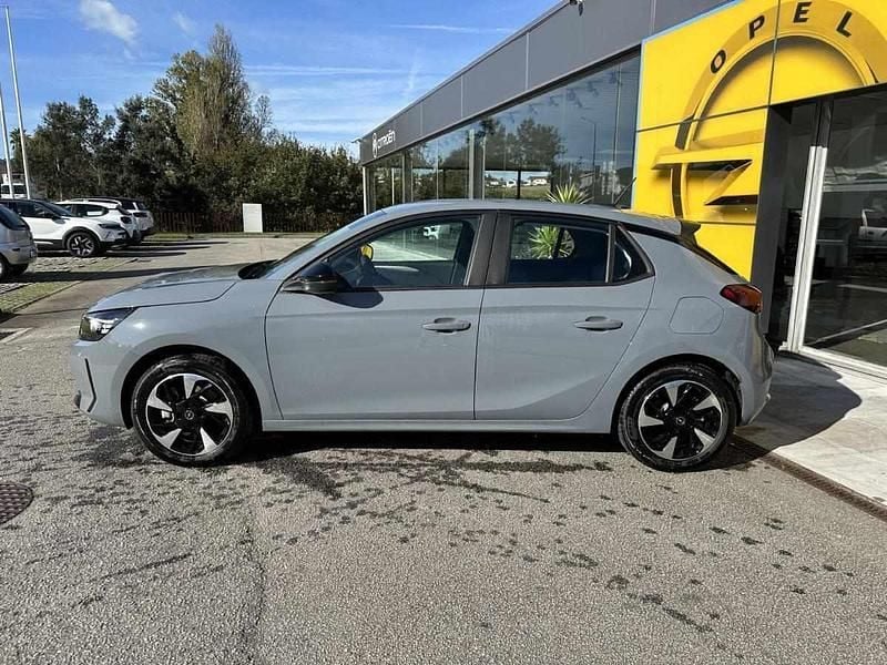 Usado Opel Corsa-e 100 kW (136 HP) 2023 Cinza Citadino